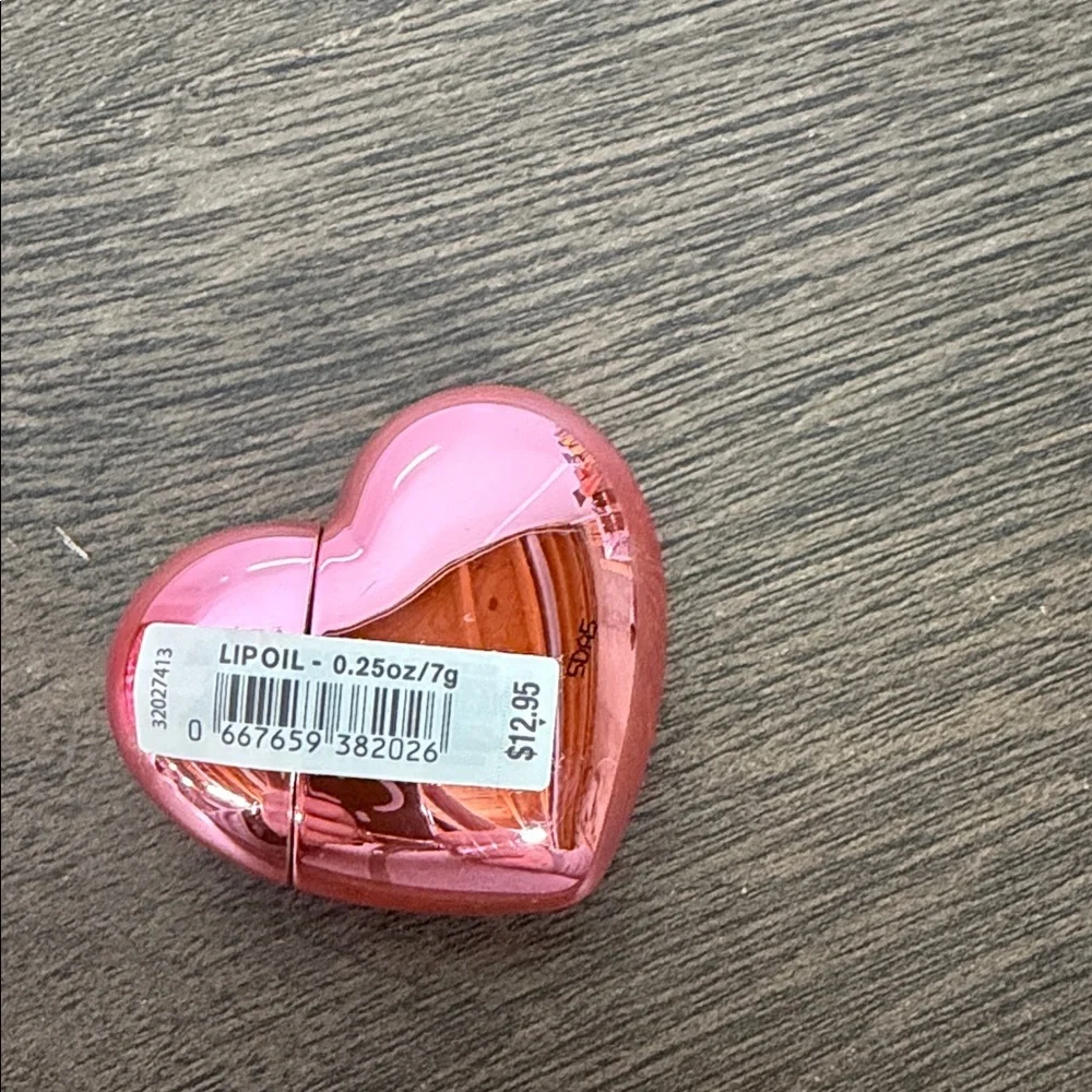 Bath & Body Works Strawberry Pound Cake Heart Lip Oil